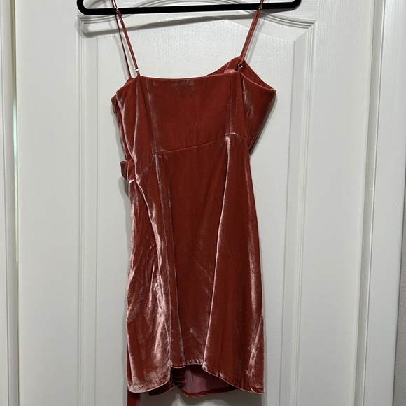 Cinq à Sept Kiki Velvet Mini Dress Size 6 - Picture 9 of 12